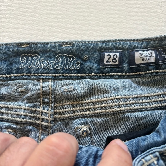 Y2K Miss Me Jean Women Blue Signature Boot Pockets Embellished Bling Size 28x31🔥 - Picture 11 of 16
